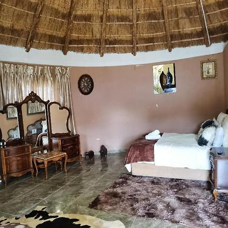 The Round House Apartment Manguzi Exterior photo